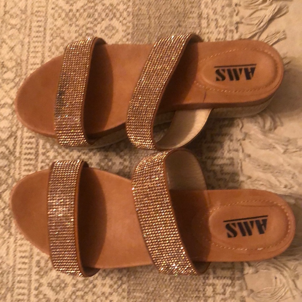 BNWT sparkly wedges